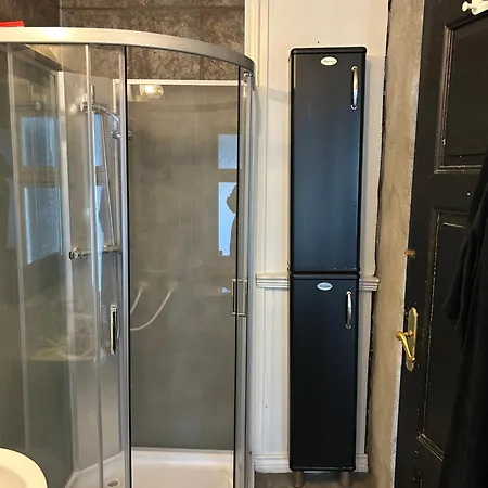 Close To Ons And Center *