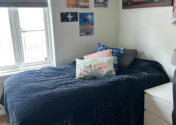 Close To Ons And Center *